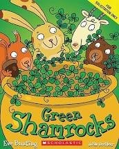 green shamrocks  bunting